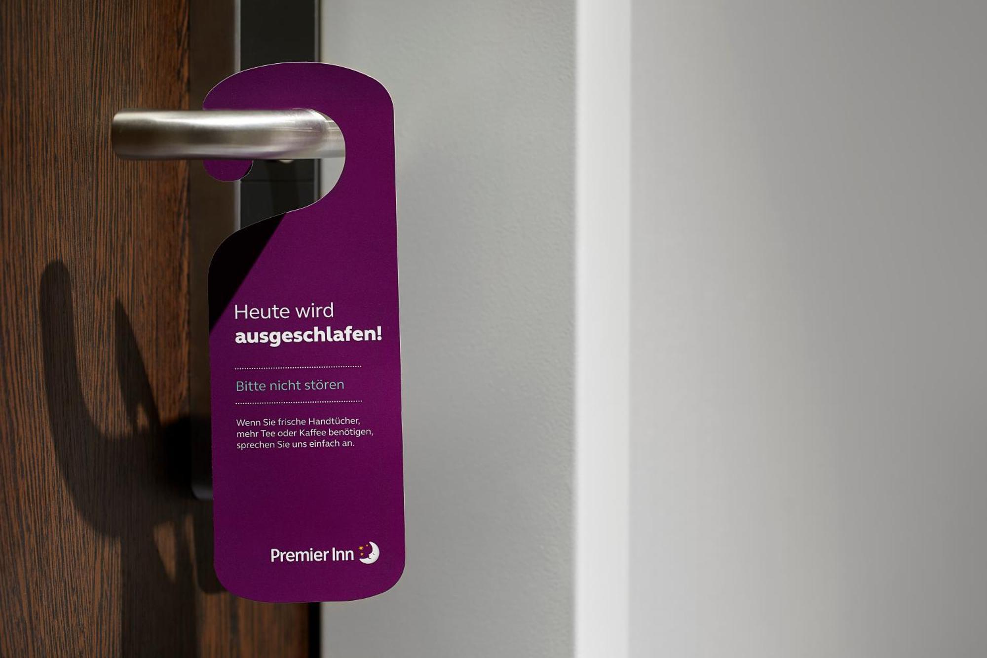 Premier Inn Berlin City Wilmersdorf Exteriör bild