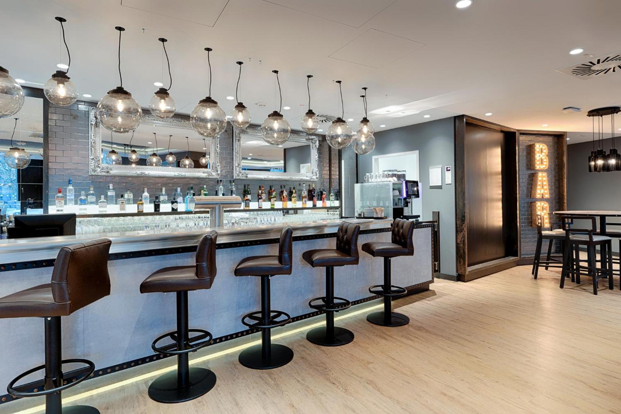 Premier Inn Berlin City Wilmersdorf Exteriör bild